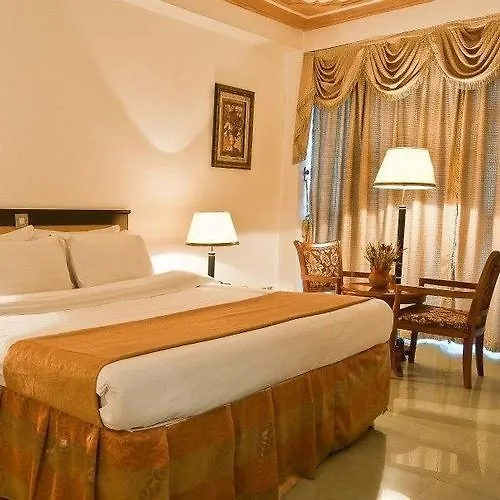 Hotel Sojovalo Kampala 3*,